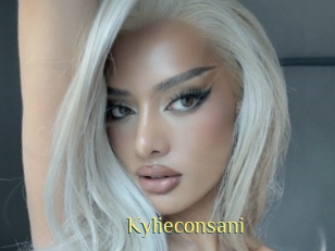 Kylieconsani