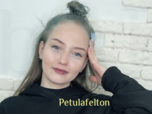 Petulafelton